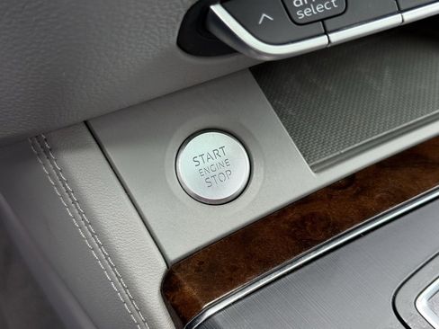 Used 2019 Audi Q5 2.0T Premium Plus w/ Premium Plus Package image 31