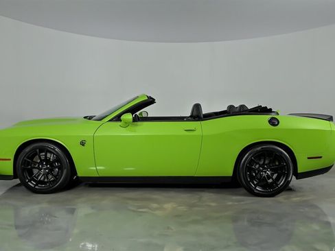 Used 2023 Dodge Challenger SRT Hellcat RWD image 8