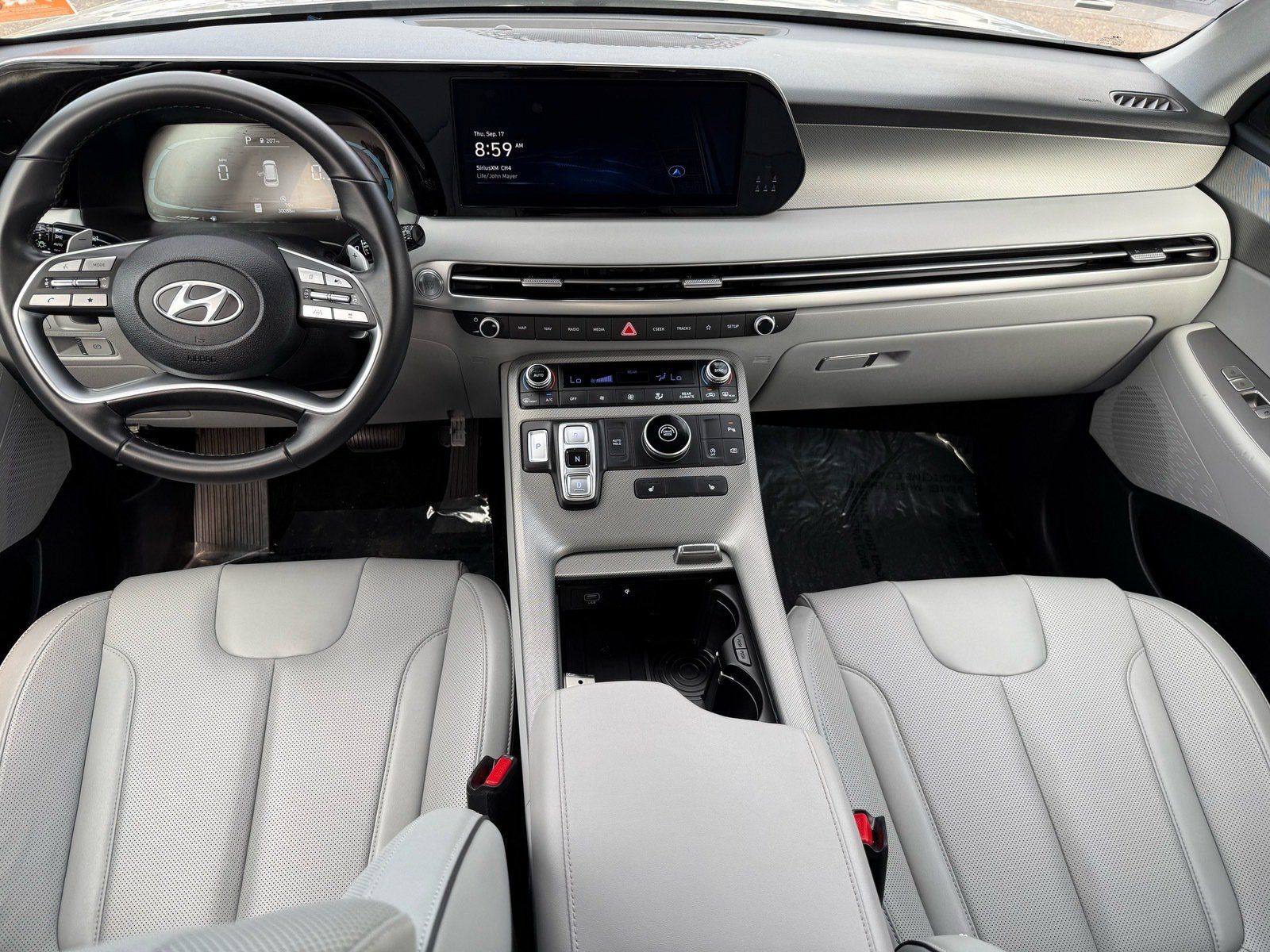 Used 2025 Hyundai Palisade SEL FWD image 29