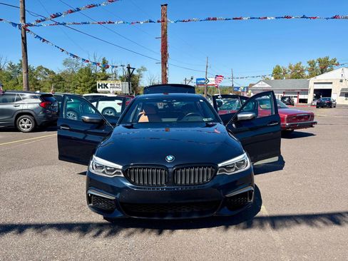 Used 2018 BMW M550i xDrive image 9