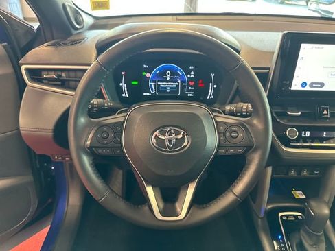 Used 2023 Toyota Corolla Cross AWD Hybrid w/ Convenience Package image 18