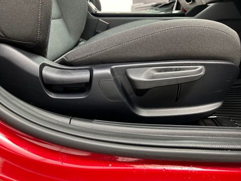 Used 2025 Kia K4 LXS image 19