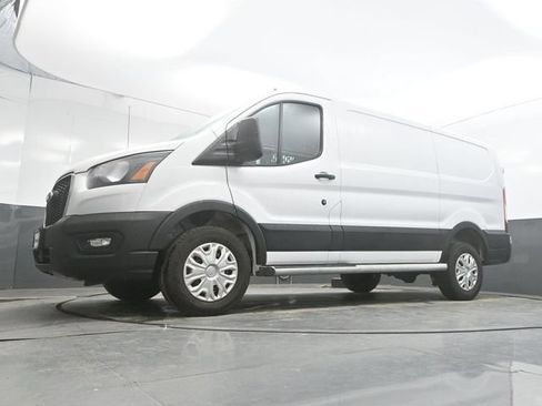 Used 2025 Ford Transit 250 Low Roof w/ Exterior Upgrade Package RWD image 34