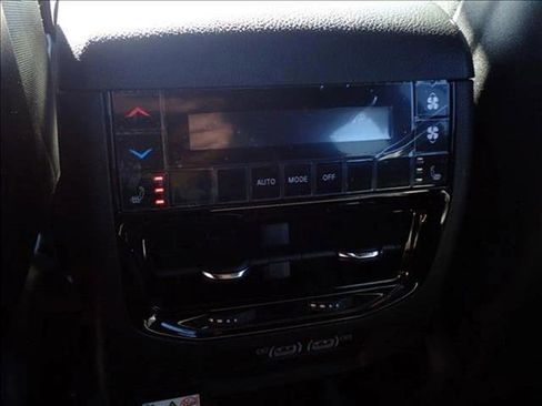 New 2025 Jeep Grand Cherokee L Limited w/ Luxury Tech Group II image 12