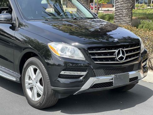 Used 2015 Mercedes-Benz ML 350 4MATIC w/ Premium 1 Package image 64