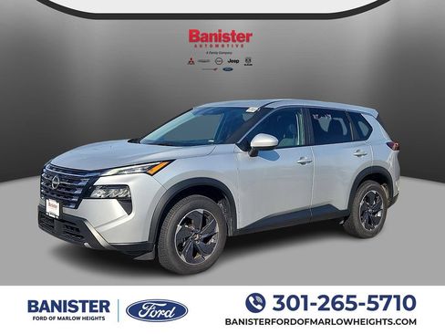 Used 2025 Nissan Rogue SV FWD image 1