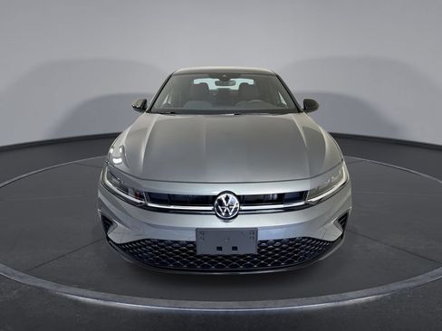 Used 2026 Volkswagen Jetta Sport FWD image 3