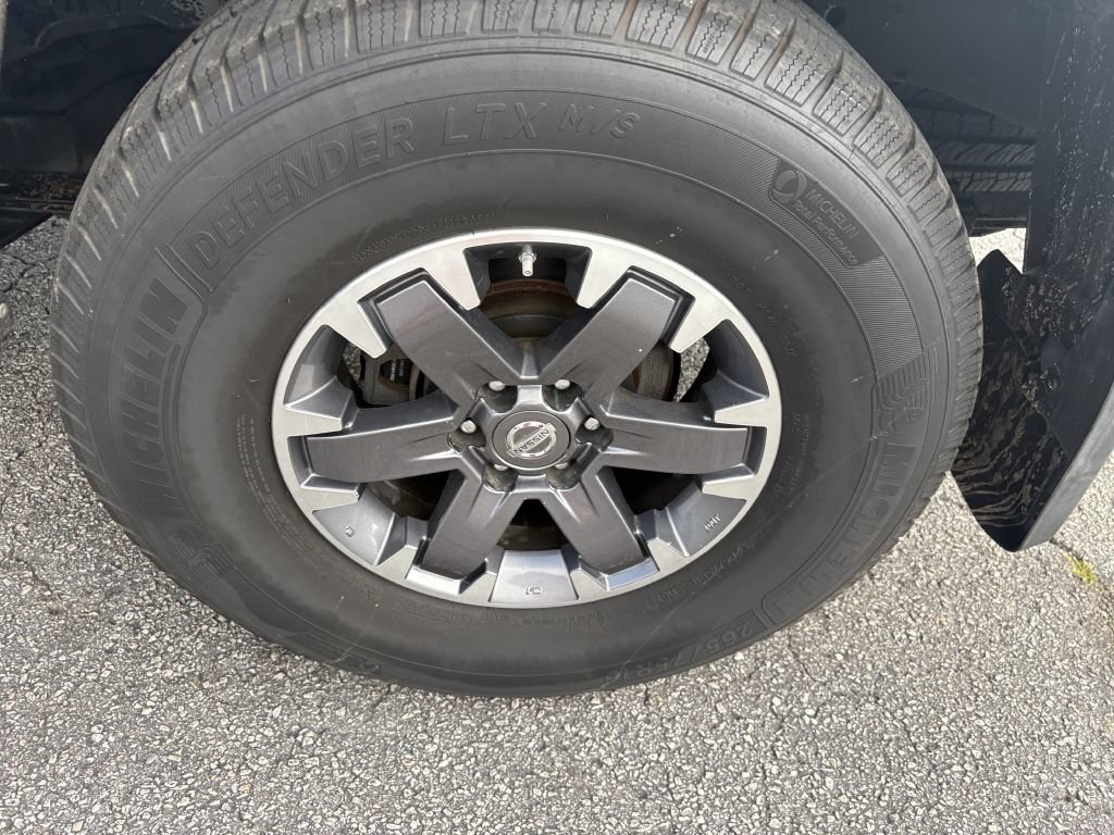 Used 2015 Nissan Frontier PRO-4X AWD/4WD image 15