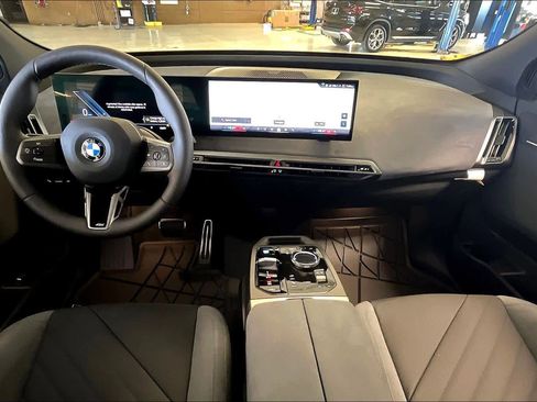 Used 2026 BMW iX xDrive45 w/ M Sport Package image 5