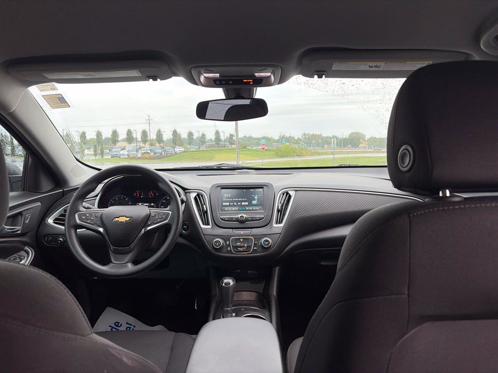 Used 2017 Chevrolet Malibu LS FWD image 32