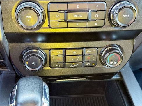 Certified 2019 Ford F150 XLT w/ Equipment Group 302A Luxury image 13