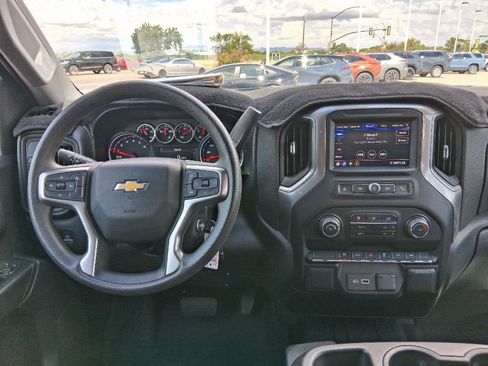 Used 2021 Chevrolet Silverado 1500 Custom w/ Safety Confidence Package RWD image 27