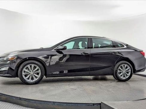Used 2025 Chevrolet Malibu LT FWD image 3