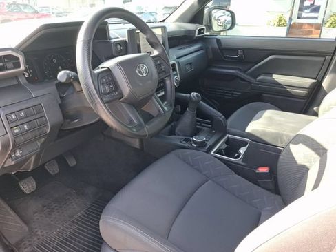 Used 2024 Toyota Tacoma SR AWD/4WD image 11