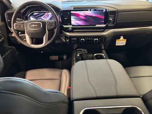 New 2026 GMC Sierra 1500 SLT AWD/4WD image 11