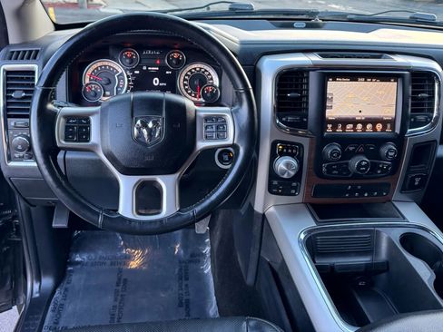 Used 2015 RAM 1500 Laramie w/ Convenience Group image 9