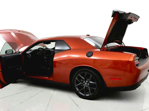 Used 2022 Dodge Challenger GT w/ Blacktop Package RWD image 12