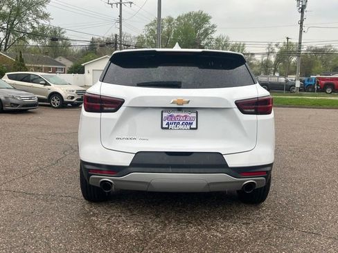Used 2025 Chevrolet Blazer LT AWD/4WD image 4
