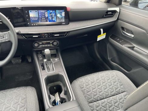New 2026 Nissan Kicks SV w/ SV Premium Package AWD/4WD image 13