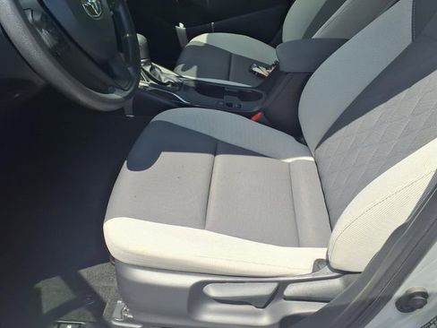 Used 2023 Toyota Corolla LE image 14