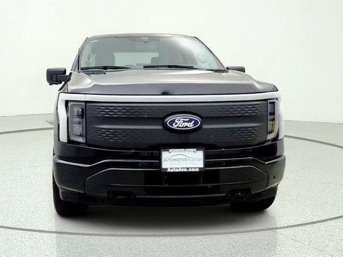 Used 2025 Ford F150 Lightning Flash w/ Max Trailer Tow Package AWD/4WD image 2