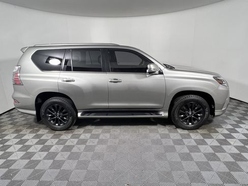 Used 2021 Lexus GX 460 Premium w/ Premium Package AWD/4WD image 6