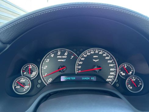 Used 2009 Chevrolet Corvette ZR1 w/ Preferred Equipment Group RWD image 20