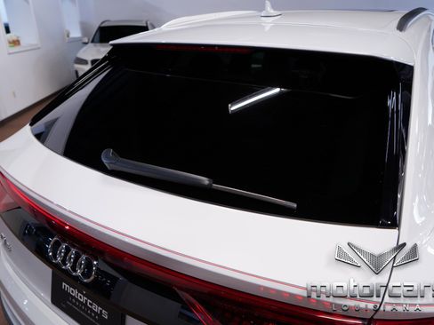 Used 2020 Audi Q8 Prestige image 17
