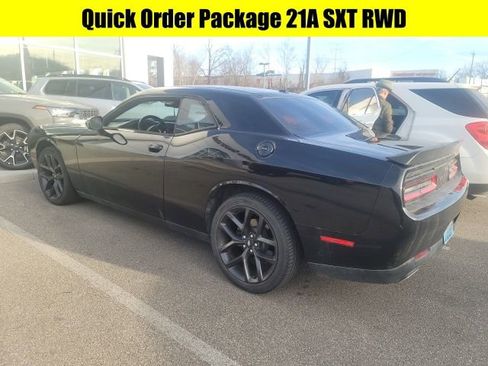 Used 2019 Dodge Challenger SXT w/ Blacktop Package image 6
