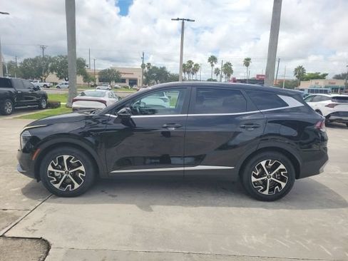 Certified 2024 Kia Sportage EX FWD image 11
