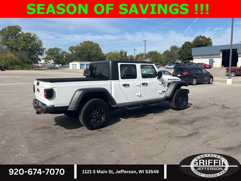 Used 2021 Jeep Gladiator Mojave w/ LED Lighting Group image 9