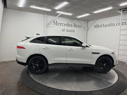 Used 2020 Jaguar F-PACE Premium image 8
