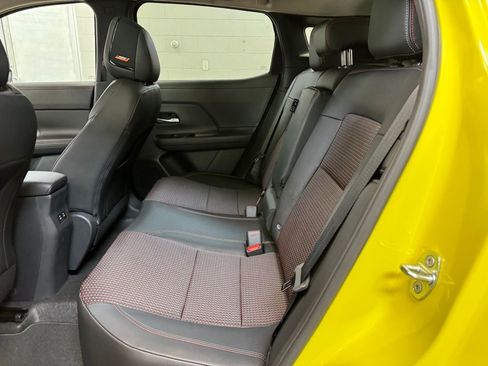 New 2026 Nissan Kicks SR w/ SR Premium Package image 15