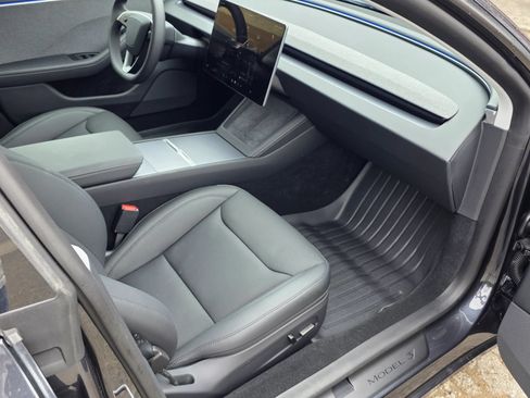 Used 2025 Tesla Model 3 Long Range RWD image 12