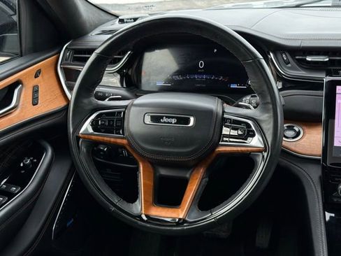 Used 2022 Jeep Grand Cherokee L Summit image 9