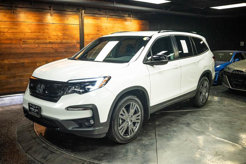 Used 2022 Honda Pilot Sport image 2