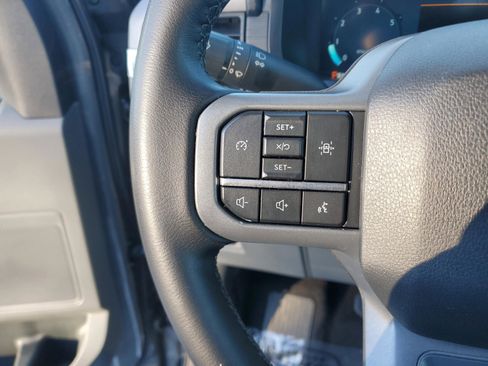 Used 2025 Ford F150 XLT w/ Equipment Group 301A Standard image 26