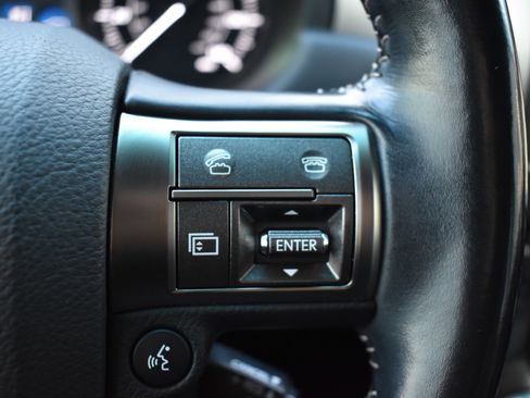 Used 2018 Lexus GX 460 image 26