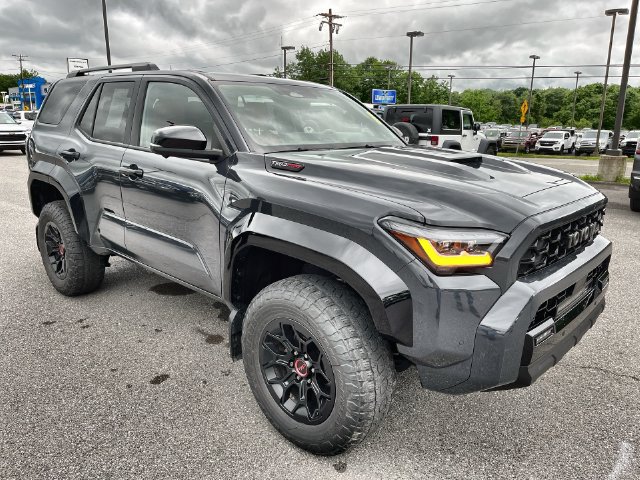 Used 2025 Toyota 4Runner TRD Pro AWD/4WD image 12