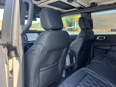 New 2026 Ford Bronco Heritage Edition AWD/4WD image 16