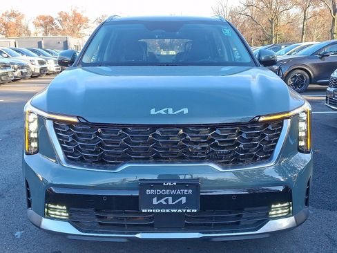 New 2025 Kia Sorento EX image 2
