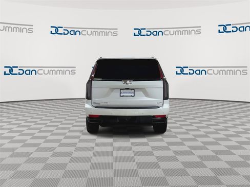 Used 2021 Cadillac Escalade ESV Sport image 7