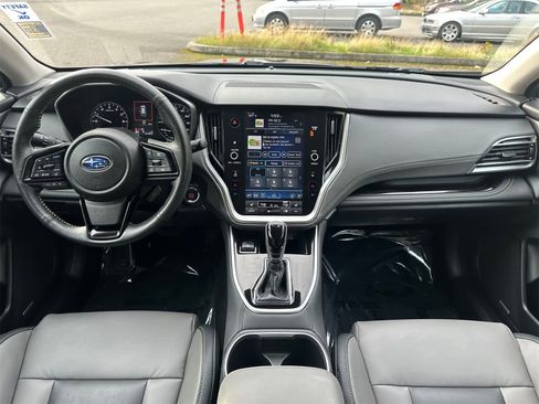 Certified 2025 Subaru Outback Onyx Edition image 9