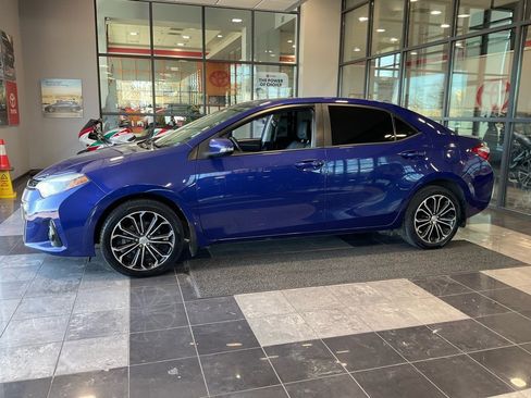 Used 2014 Toyota Corolla S image 3