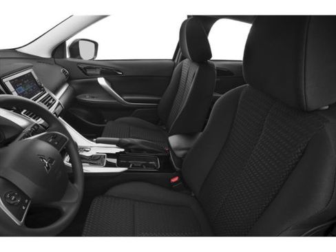 Used 2018 Mitsubishi Eclipse Cross ES image 9