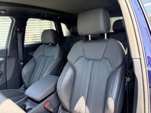 Certified 2024 Audi Q5 2.0T Premium Plus AWD/4WD image 11