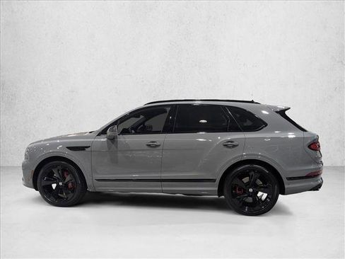 Used 2023 Bentley Bentayga image 9