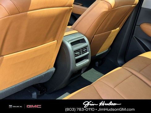 Certified 2025 Cadillac XT5 Premium Luxury image 27