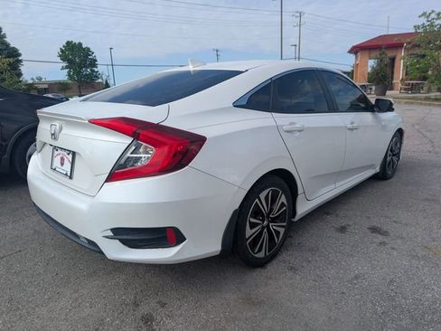 Used 2016 Honda Civic EX-T image 6