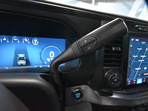 Used 2024 Ford F250 Limited w/ FX4 Off-Road Package image 16